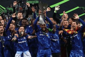 切尔西后卫神勇救险，助球队成功保级，这个准备继续.