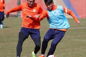 关于联赛巅峰对决！钱塘烈马队险胜西城风暴队，射击赛场再起波澜；防守强度拉满的信息爱游戏体育APP下载